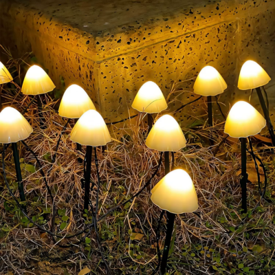 Lampe-de-jardin-solaire-bouquet-champignon