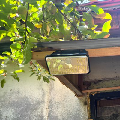 SafeLight™ – La lumière qui veille sur vous